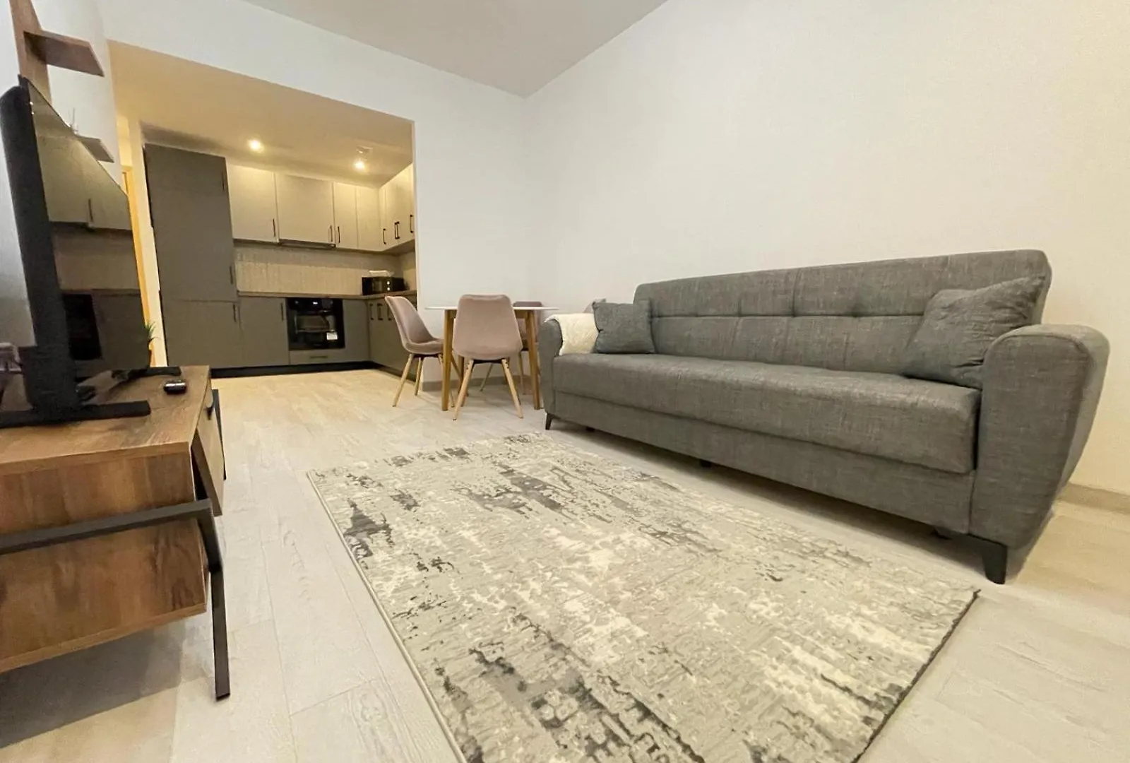 Yamaluxe Apartments - Silent & Primitive With Relaxing Area Bucharest Romania