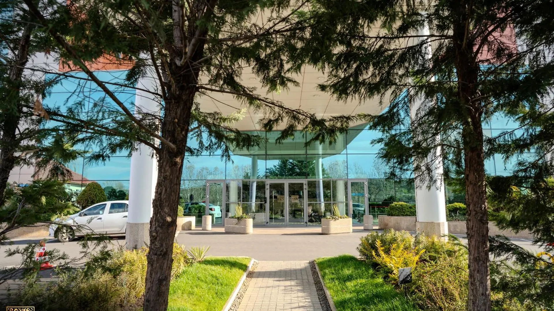 Yamaluxe Apartments - Silent & Primitive With Relaxing Area Bucharest Romania
