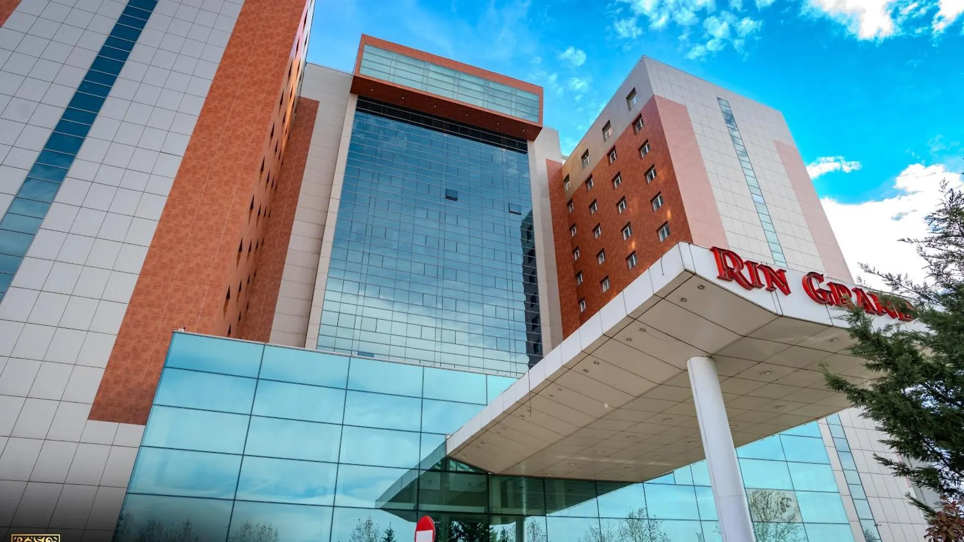 Yamaluxe Apartments - Silent & Primitive With Relaxing Area Bucharest Romania